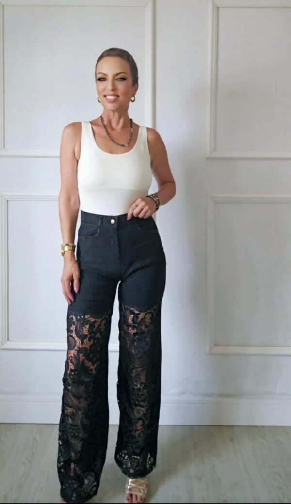 Pantalón Vaquero Encajes (Media Pierna) - Imagen 2