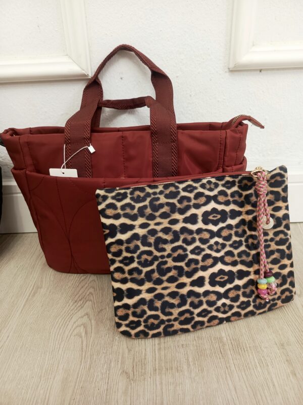 Bolso Acolchado con Neceser Print - Imagen 4