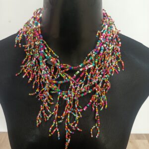Colgante Multicolor Flecos Cortos